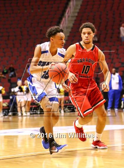 Thumbnail 3 in Paradise Valley vs. Shadow Mountain (AIA D2 Semifinal) photogallery.