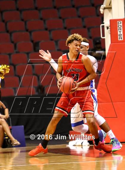 Thumbnail 3 in Paradise Valley vs. Shadow Mountain (AIA D2 Semifinal) photogallery.
