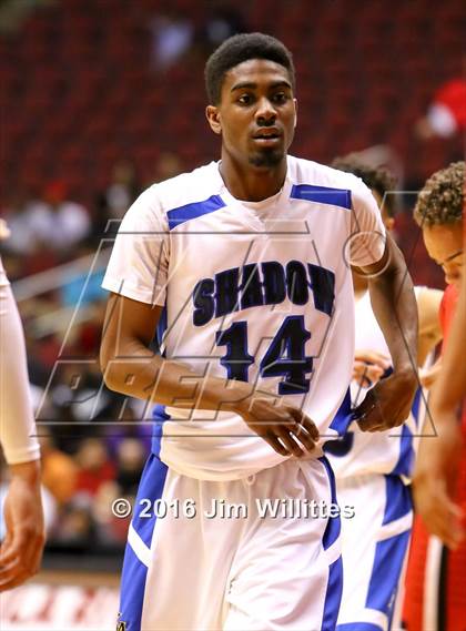 Thumbnail 1 in Paradise Valley vs. Shadow Mountain (AIA D2 Semifinal) photogallery.