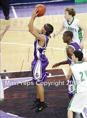 Thumbnail 2 in Sacramento vs. St. Mary's (CIF NorCal D3 Final) photogallery.