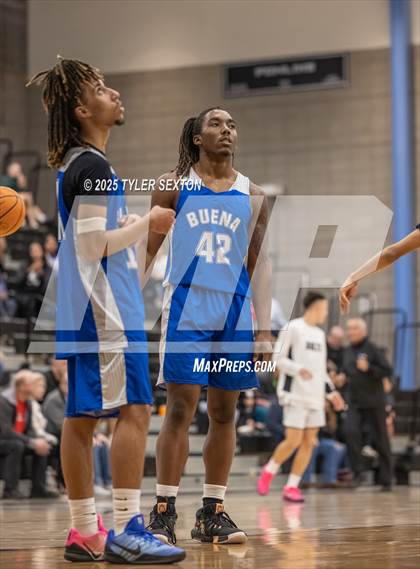 Thumbnail 1 in Buena @ Mica Mountain photogallery.