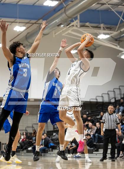 Thumbnail 1 in Buena @ Mica Mountain photogallery.