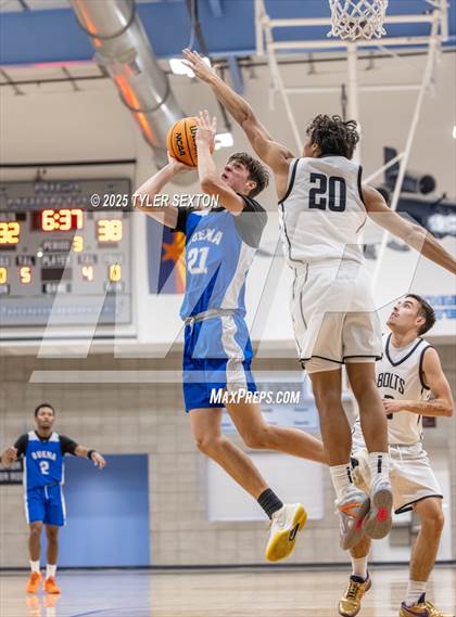 Thumbnail 1 in Buena @ Mica Mountain photogallery.