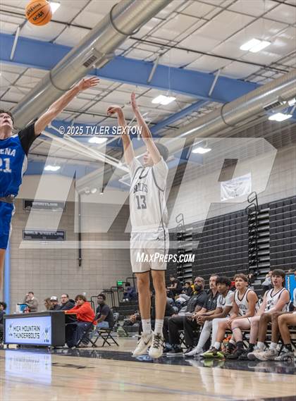 Thumbnail 1 in Buena @ Mica Mountain photogallery.