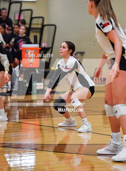 Thumbnail 1 in Giddings vs Caldwell photogallery.