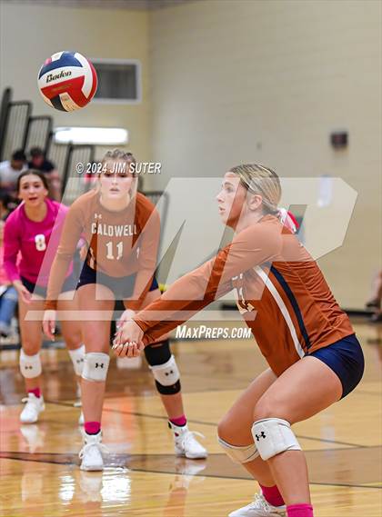 Thumbnail 1 in Giddings vs Caldwell photogallery.