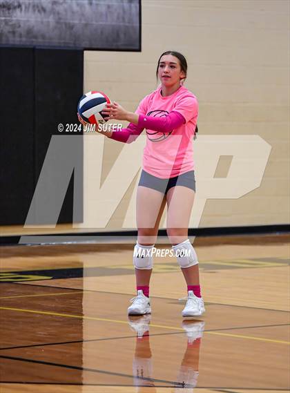 Thumbnail 3 in Giddings vs Caldwell photogallery.