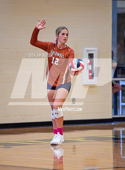 Thumbnail 1 in Giddings vs Caldwell photogallery.