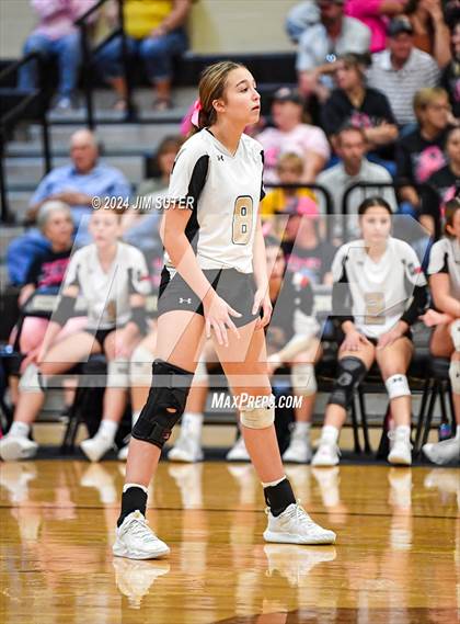 Thumbnail 1 in Giddings vs Caldwell photogallery.