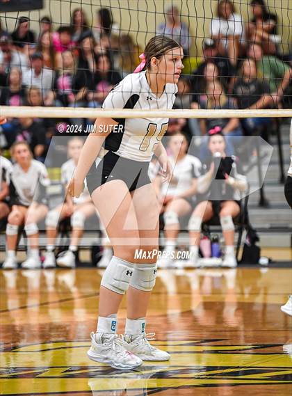Thumbnail 1 in Giddings vs Caldwell photogallery.
