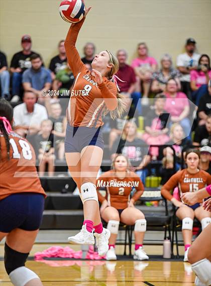 Thumbnail 1 in Giddings vs Caldwell photogallery.