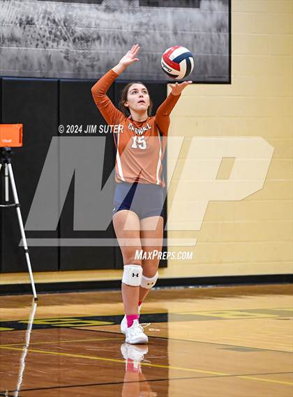 Thumbnail 1 in Giddings vs Caldwell photogallery.