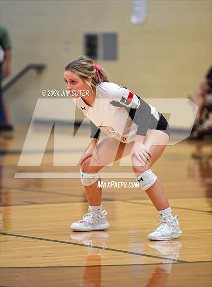 Thumbnail 3 in Giddings vs Caldwell photogallery.