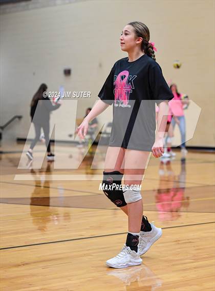 Thumbnail 3 in Giddings vs Caldwell photogallery.
