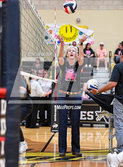 Thumbnail 1 in Giddings vs Caldwell photogallery.