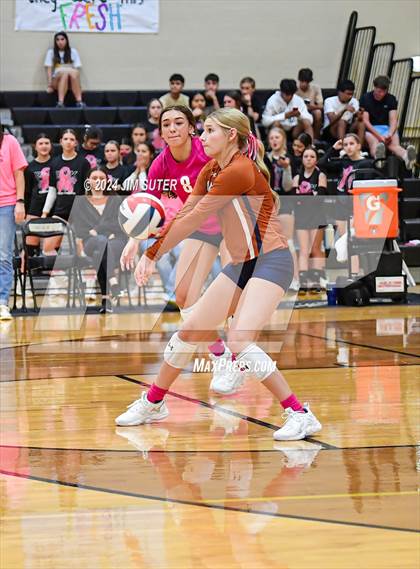 Thumbnail 2 in Giddings vs Caldwell photogallery.