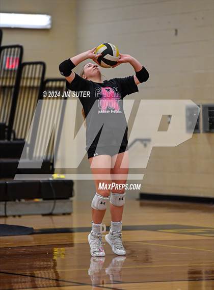 Thumbnail 1 in Giddings vs Caldwell photogallery.