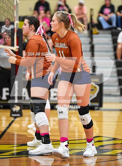 Thumbnail 1 in Giddings vs Caldwell photogallery.