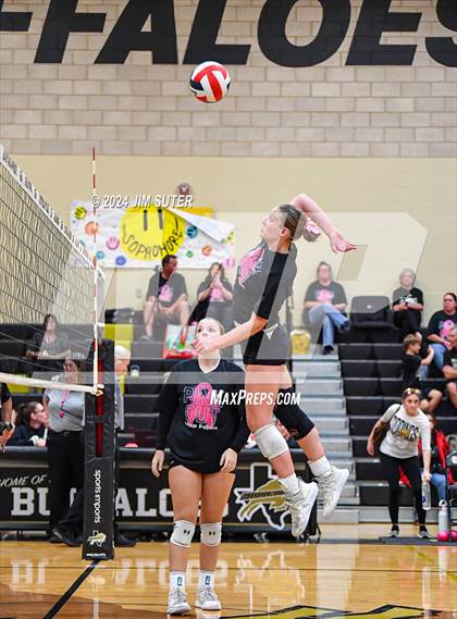 Thumbnail 2 in Giddings vs Caldwell photogallery.