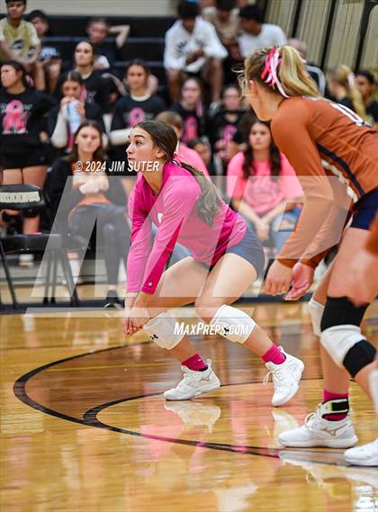 Thumbnail 2 in Giddings vs Caldwell photogallery.