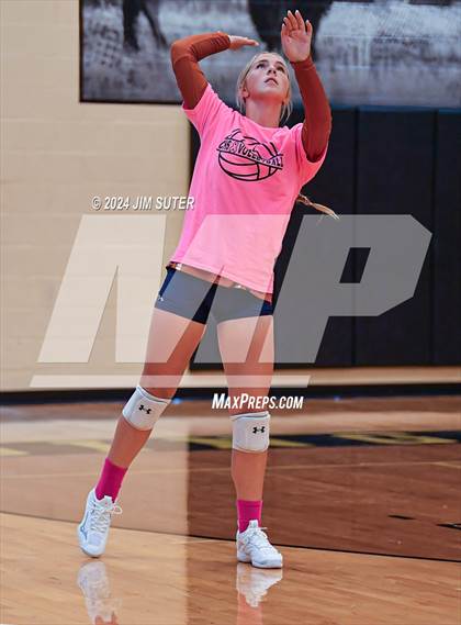 Thumbnail 1 in Giddings vs Caldwell photogallery.