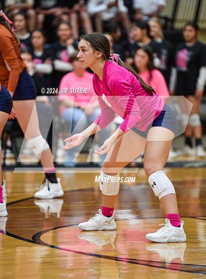 Thumbnail 2 in Giddings vs Caldwell photogallery.