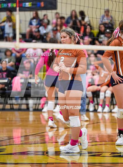 Thumbnail 1 in Giddings vs Caldwell photogallery.