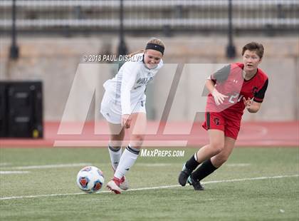 Thumbnail 3 in Glenwood Springs vs. Valor Christian (CHSAA 4A Semi-Final) photogallery.
