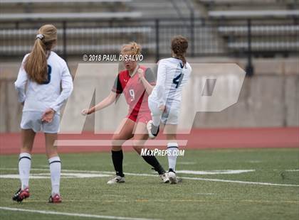 Thumbnail 2 in Glenwood Springs vs. Valor Christian (CHSAA 4A Semi-Final) photogallery.