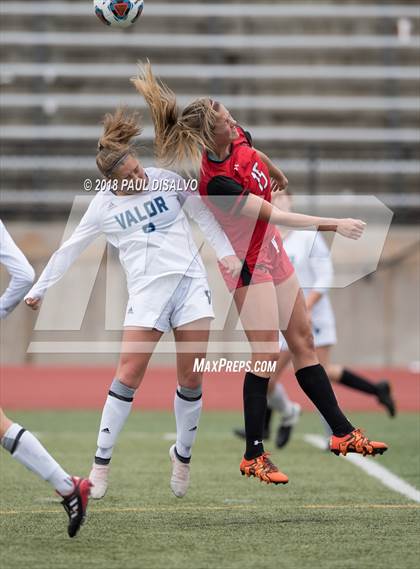 Thumbnail 3 in Glenwood Springs vs. Valor Christian (CHSAA 4A Semi-Final) photogallery.
