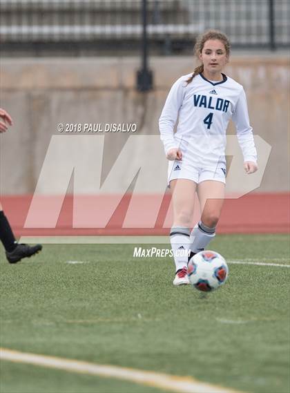 Thumbnail 3 in Glenwood Springs vs. Valor Christian (CHSAA 4A Semi-Final) photogallery.