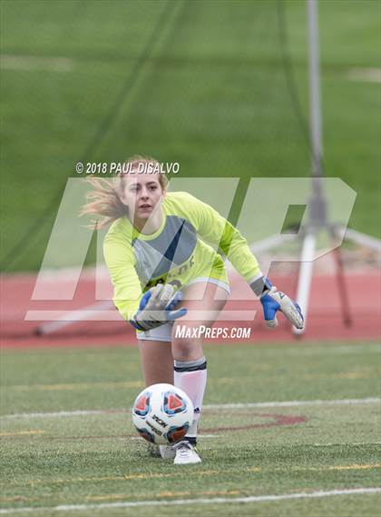 Thumbnail 2 in Glenwood Springs vs. Valor Christian (CHSAA 4A Semi-Final) photogallery.