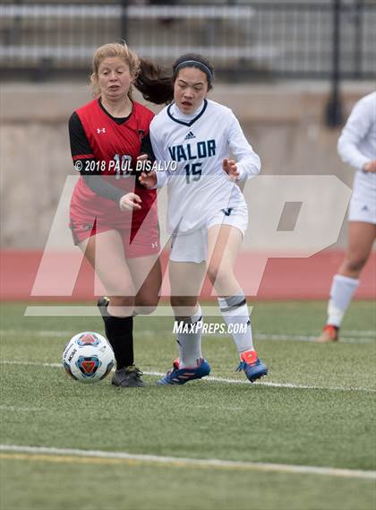 Thumbnail 3 in Glenwood Springs vs. Valor Christian (CHSAA 4A Semi-Final) photogallery.