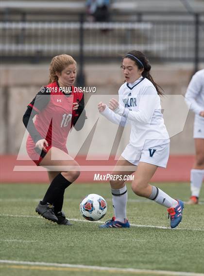 Thumbnail 1 in Glenwood Springs vs. Valor Christian (CHSAA 4A Semi-Final) photogallery.