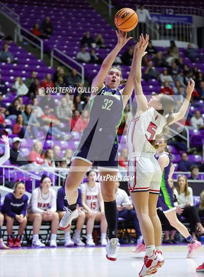 Thumbnail 2 in Timpanogos vs. Springville (UHSAA 5A Quarterfinal) photogallery.