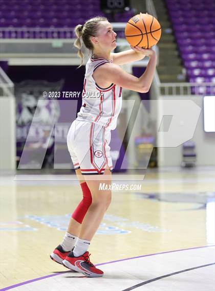 Thumbnail 2 in Timpanogos vs. Springville (UHSAA 5A Quarterfinal) photogallery.