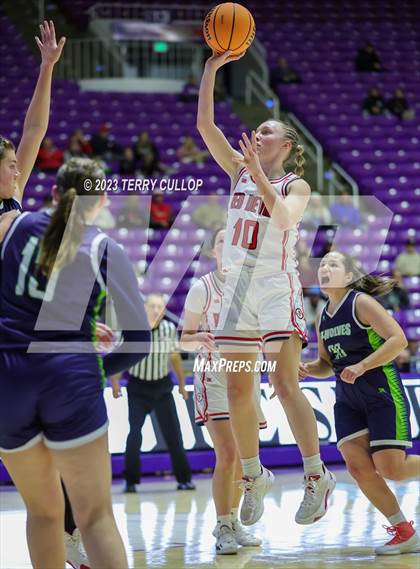 Thumbnail 1 in Timpanogos vs. Springville (UHSAA 5A Quarterfinal) photogallery.