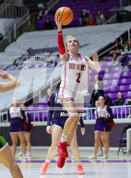 Thumbnail 3 in Timpanogos vs. Springville (UHSAA 5A Quarterfinal) photogallery.