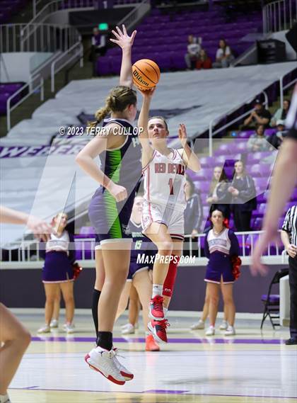 Thumbnail 2 in Timpanogos vs. Springville (UHSAA 5A Quarterfinal) photogallery.