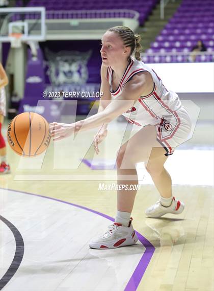 Thumbnail 1 in Timpanogos vs. Springville (UHSAA 5A Quarterfinal) photogallery.