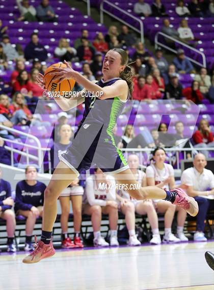 Thumbnail 3 in Timpanogos vs. Springville (UHSAA 5A Quarterfinal) photogallery.