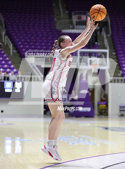 Thumbnail 2 in Timpanogos vs. Springville (UHSAA 5A Quarterfinal) photogallery.