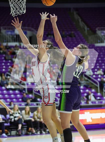 Thumbnail 2 in Timpanogos vs. Springville (UHSAA 5A Quarterfinal) photogallery.