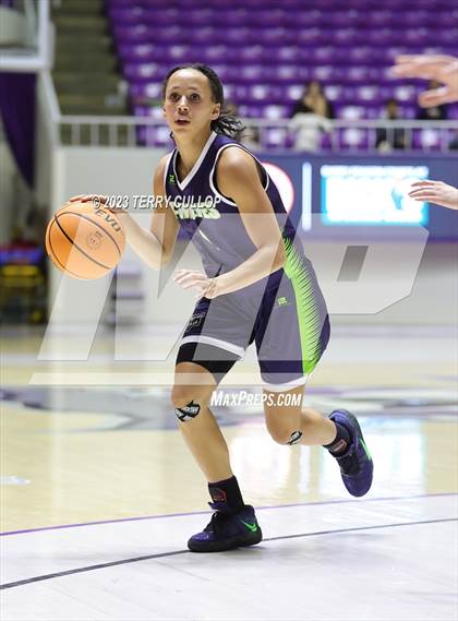 Thumbnail 3 in Timpanogos vs. Springville (UHSAA 5A Quarterfinal) photogallery.