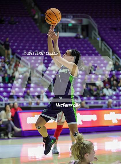 Thumbnail 3 in Timpanogos vs. Springville (UHSAA 5A Quarterfinal) photogallery.