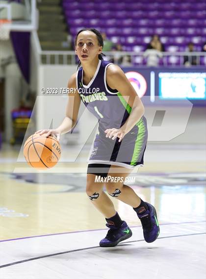 Thumbnail 1 in Timpanogos vs. Springville (UHSAA 5A Quarterfinal) photogallery.