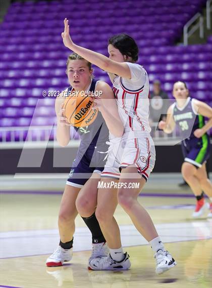 Thumbnail 2 in Timpanogos vs. Springville (UHSAA 5A Quarterfinal) photogallery.