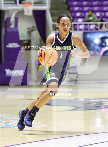 Thumbnail 2 in Timpanogos vs. Springville (UHSAA 5A Quarterfinal) photogallery.