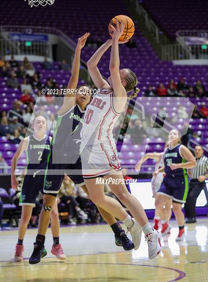 Thumbnail 3 in Timpanogos vs. Springville (UHSAA 5A Quarterfinal) photogallery.