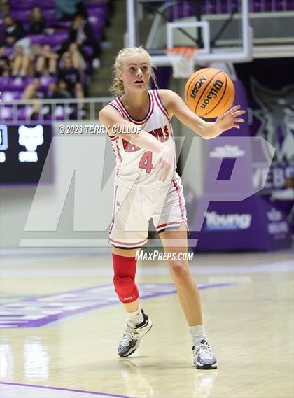Thumbnail 2 in Timpanogos vs. Springville (UHSAA 5A Quarterfinal) photogallery.